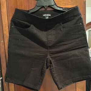 DKNY Black Women's Shorts Bermudas